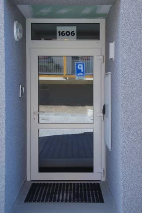 Hliníkové dvere exterierové
