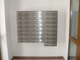 Poštové schránky jednostranné zabudované v stene