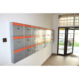 Poštové schránky s farebnpu kombináciou šedá/oranžová
